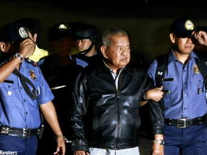 Philippnes bắt thêm 1 nghi can vụ thảm sát chính trị 