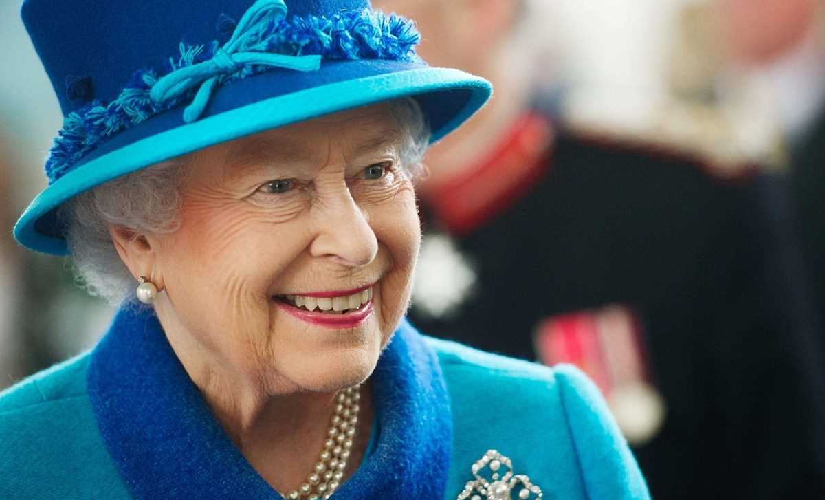 Nữ hoàng Anh Elizabeth II lần đầu tiên chia sẻ ảnh trên Instagram