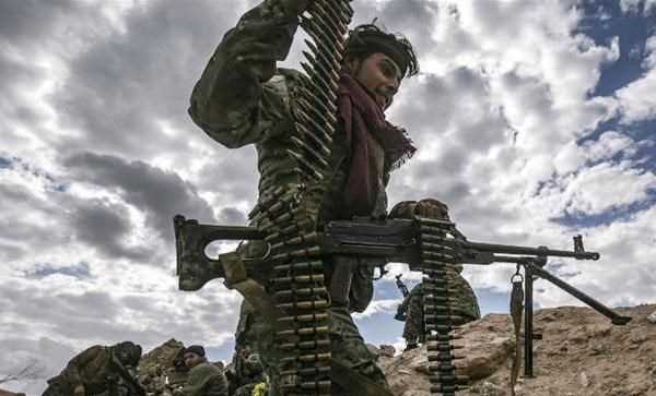 Syria: Lực lượng SDF tiến sâu hơn vào sào huyệt của IS