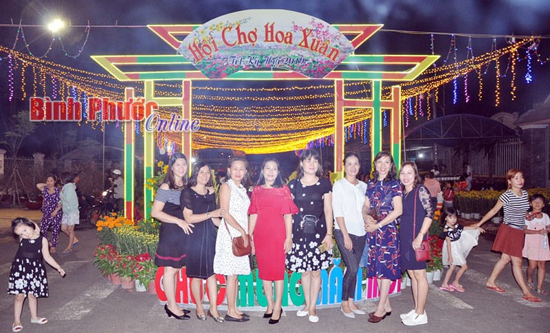 Khai mạc hội chợ hoa xu&acirc;n Đồng Ph&uacute; 2019
