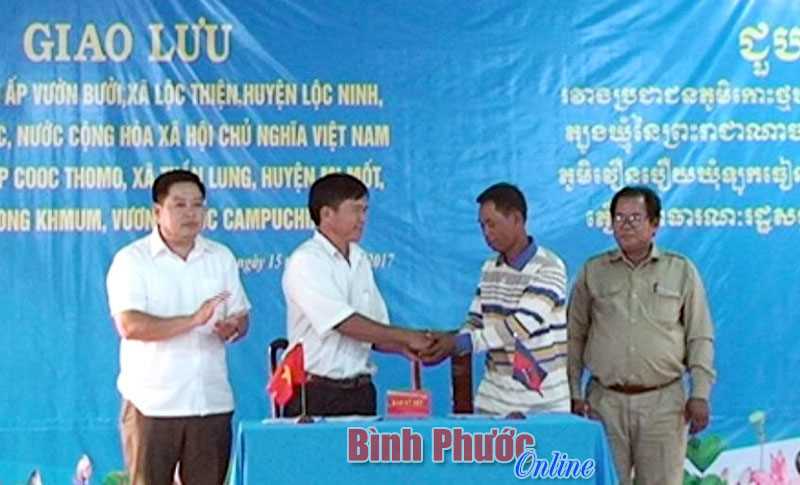 Đồn bi&ecirc;n ph&ograve;ng T&agrave; Nốt tham gia ph&aacute;t triển kinh tế, x&atilde; hội