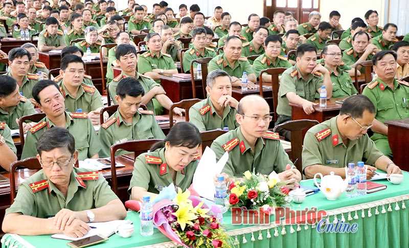 C&ocirc;ng an tỉnh tổ chức hội nghị th&ocirc;ng tin thời sự th&aacute;ng 3