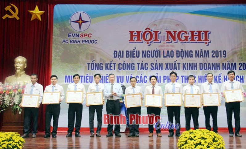 Công ty Điện lực Bình Phước nộp ngân sách 30,31 tỷ đồng