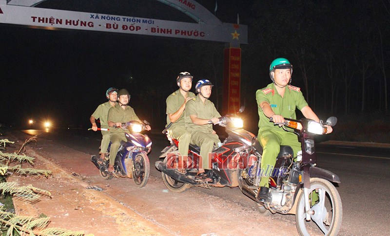 Bảo vệ ph&ecirc;n giậu Tổ quốc những ng&agrave;y cuối năm