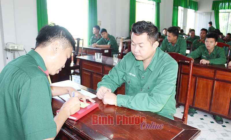 Bộ CHQS tỉnh tiễn 395 qu&acirc;n nh&acirc;n trở về địa phương