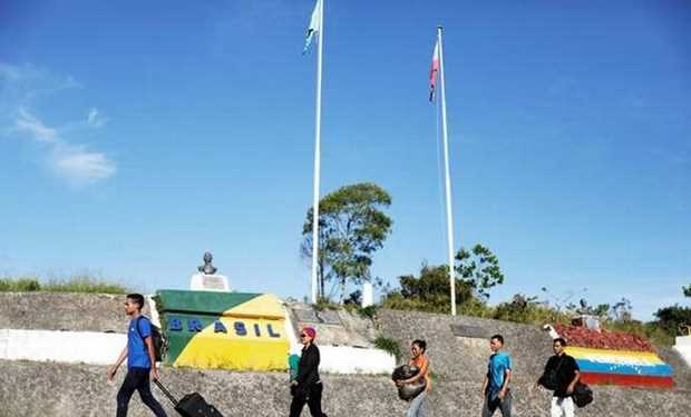 Venezuela chính thức áp lệnh đóng cửa biên giới với Brazil