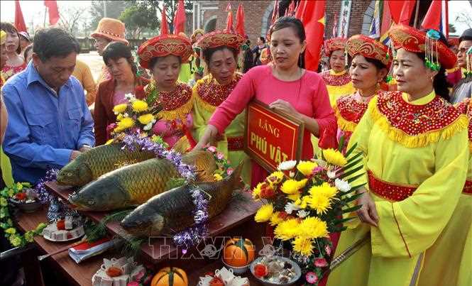Hội thi cỗ c&aacute; kh&ocirc;ng đ&acirc;u c&oacute; tại Lễ hội đền Trần - Th&aacute;i B&igrave;nh
