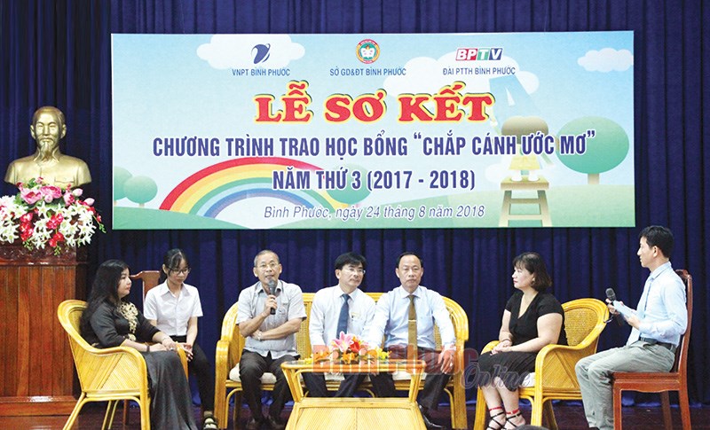 “Chắp cánh ước mơ” - nâng bước tương lai