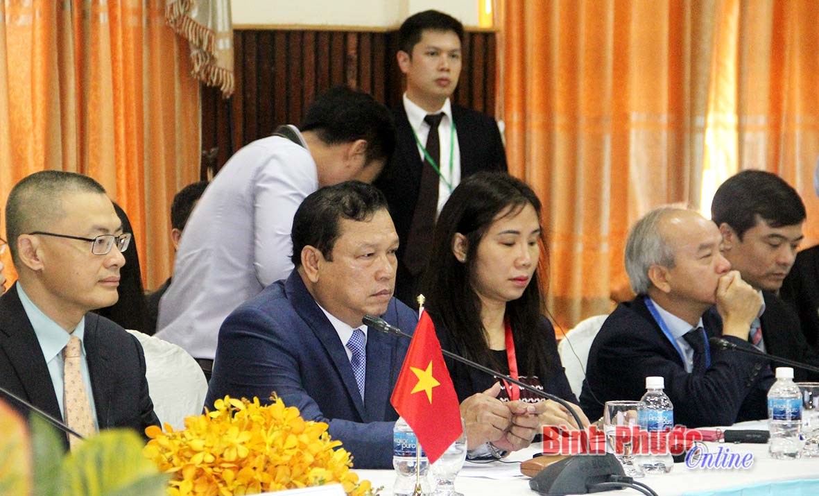 Ủy ban Điều phối chung Tam gi&aacute;c ph&aacute;t triển Campuchia - L&agrave;o - Việt Nam k&yacute; kết th&ocirc;ng qua 18 nội dung
