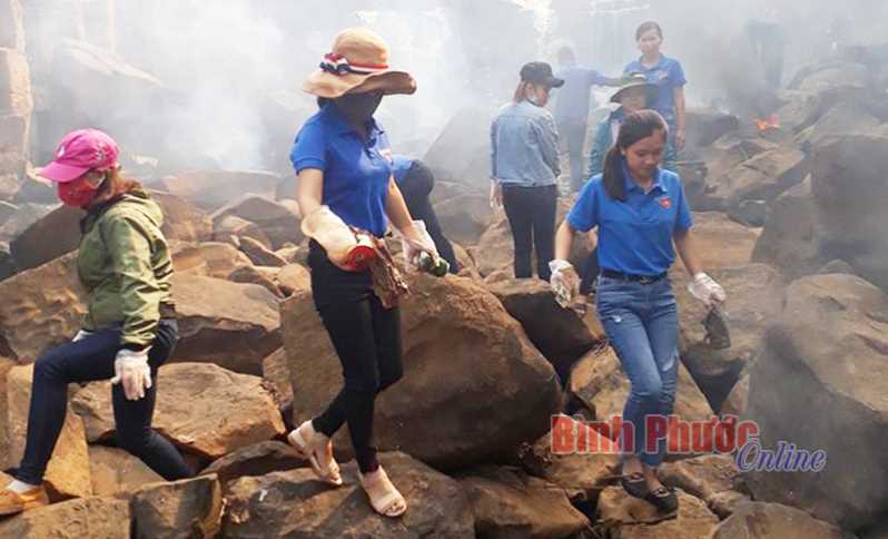 “Đâu cần thanh niên có...”