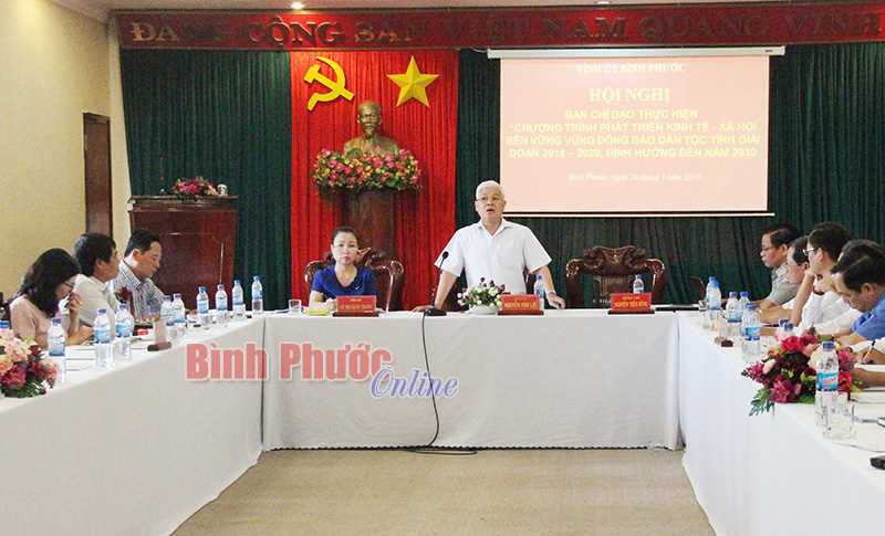 Điều tra, khảo s&aacute;t hộ ngh&egrave;o DTTS phải đi v&agrave;o thực chất