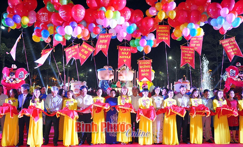 Khai mạc đường hoa xu&acirc;n Kỷ Hợi 2019