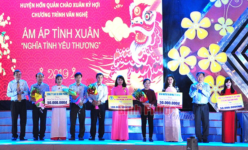 415 triệu ủng hộ đêm nhạc Ấm áp tình xuân