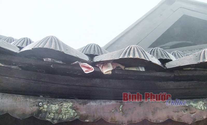 Hành vi rải, ném tiền cần được xử lý nghiêm