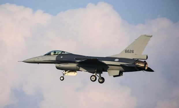 Đài Loan mua thêm hàng chục máy bay chiến đấu F-16V của Mỹ