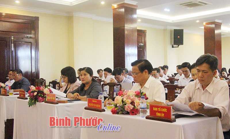Giao ban c&ocirc;ng t&aacute;c văn ph&ograve;ng cấp ủy năm 2019