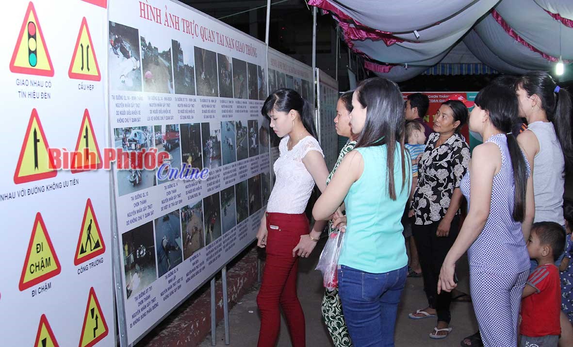 Giải ph&aacute;p hạn chế tai nạn giao th&ocirc;ng