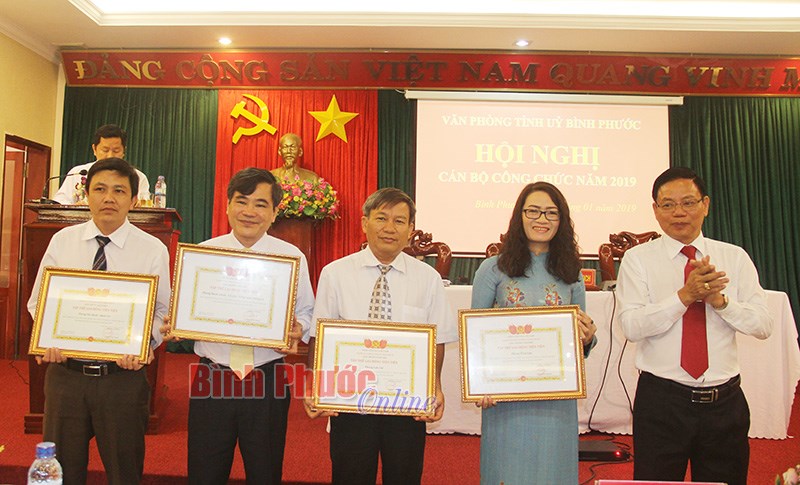 Văn ph&ograve;ng Tỉnh ủy t&iacute;ch cực triển khai văn ph&ograve;ng kh&ocirc;ng giấy