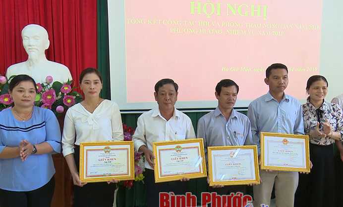 Bù Gia Mập: Hơn 1.750 hộ hội viên nông dân sản xuất - kinh doanh giỏi