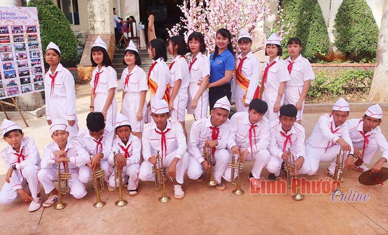 Nữ tổng phụ tr&aacute;ch đội nhiệt t&igrave;nh, năng động