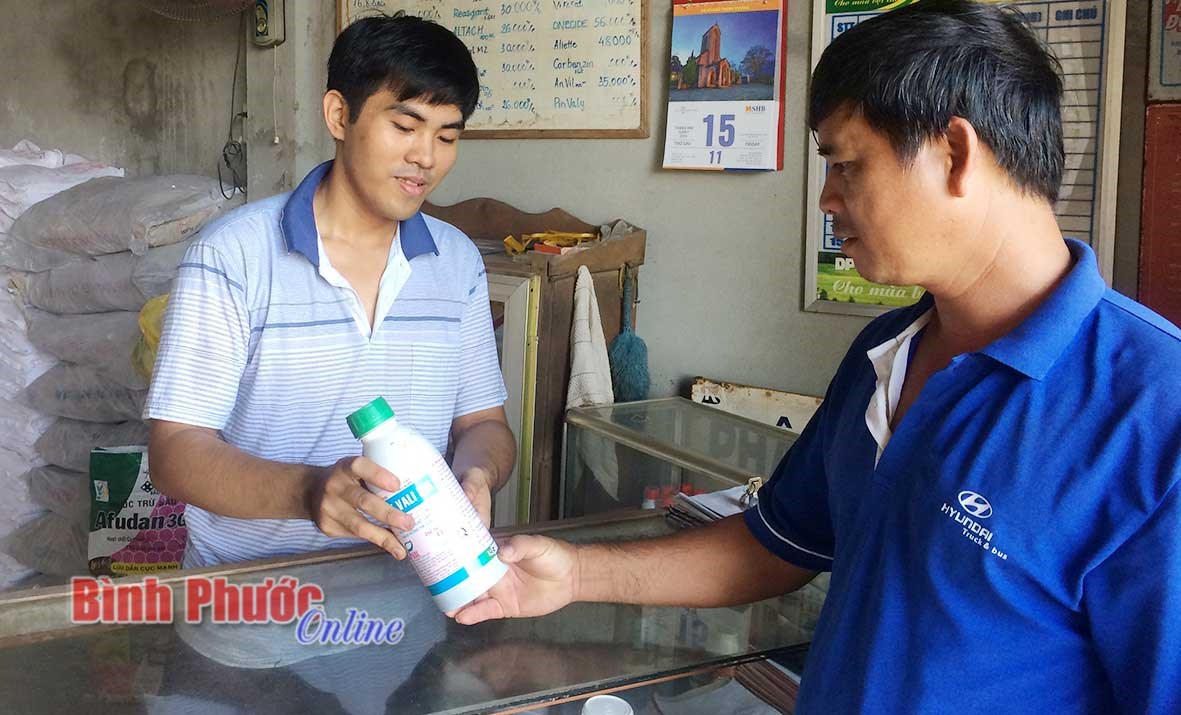 Sinh vi&ecirc;n sư phạm t&igrave;nh nguyện nhập ngũ