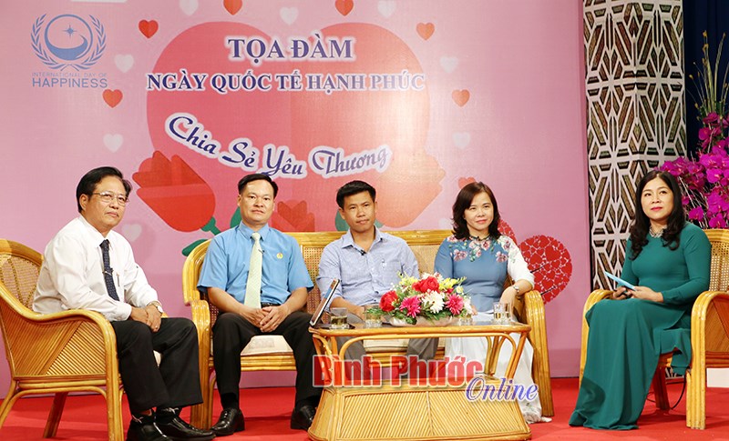 Chung tay vun đắp hạnh ph&uacute;c