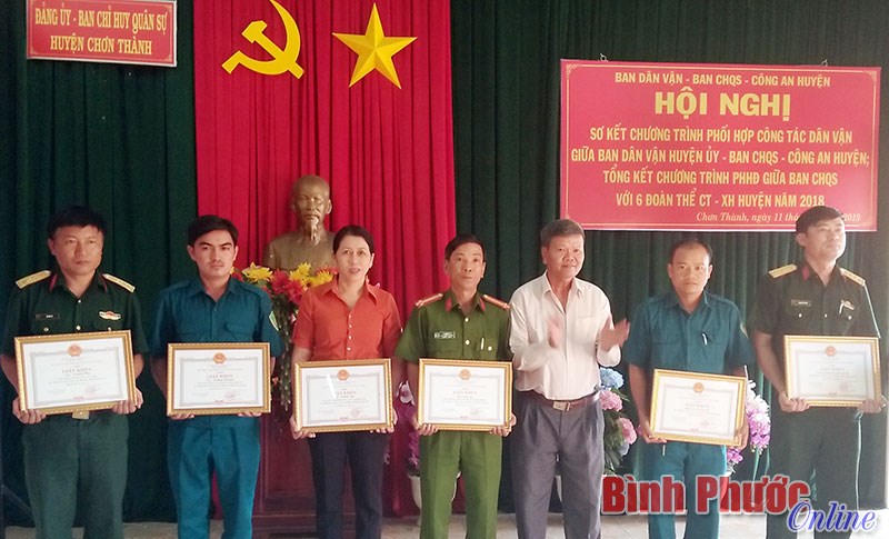 Chơn Th&agrave;nh phối hợp thực hiện tốt c&ocirc;ng t&aacute;c d&acirc;n vận