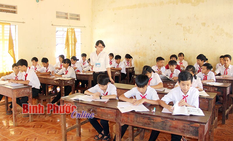 Gian nan vận động học sinh ra lớp