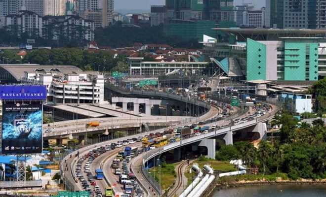 Nhiều chuyến du lịch từ Singapore sang Malaysia bị hủy bỏ