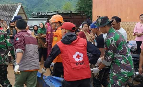 Sạt lở đất nghiêm trọng tại Indonesia khiến hàng chục người mất tích