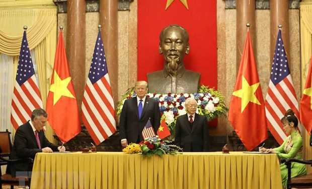 Tổng thống Trump ca ngợi Việt Nam về mở rộng thương mại với Mỹ