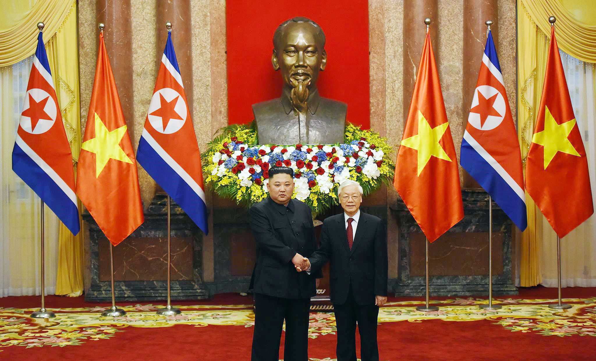Lễ đ&oacute;n ch&iacute;nh thức Chủ tịch Triều Ti&ecirc;n Kim Jong-un