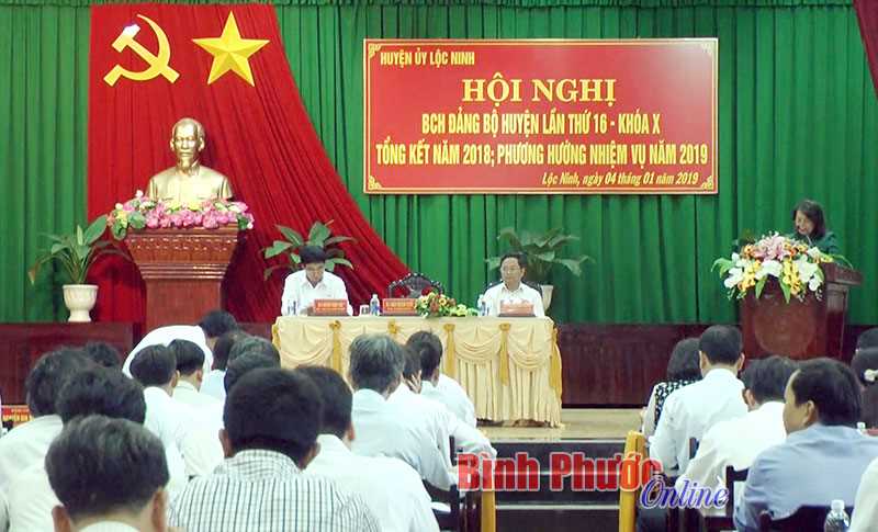 Lộc Ninh phấn đấu giải quyết việc l&agrave;m cho 4.000 lao động