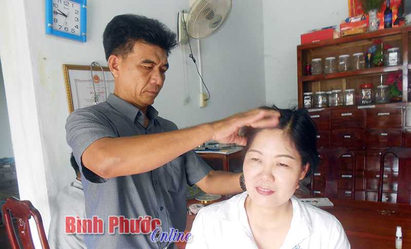 Lương y giàu lòng nhân ái