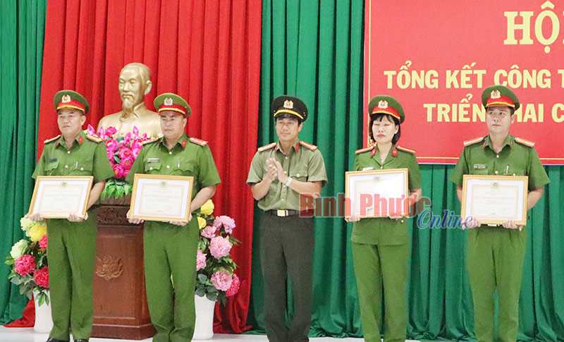 Nhân dân Đồng Xoài cung cấp 287 tin báo tội phạm