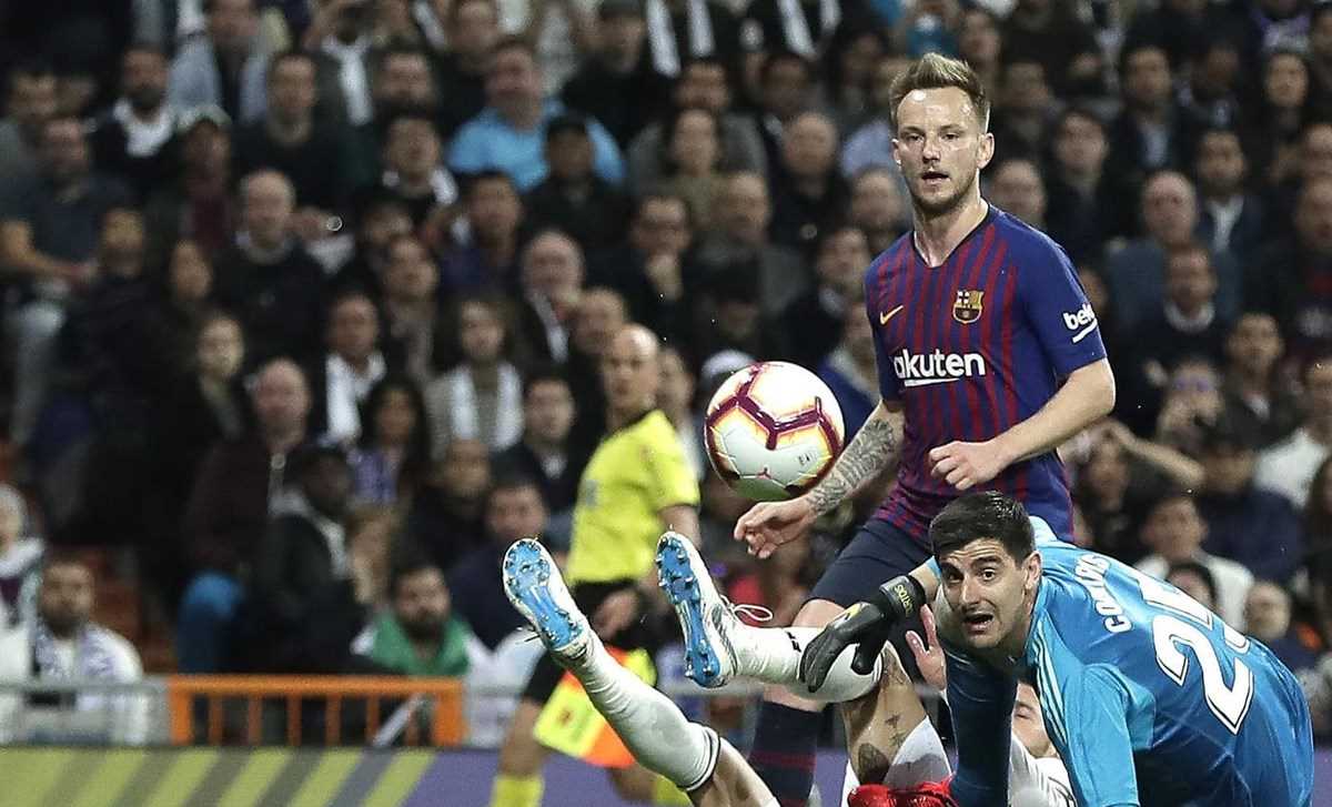 Barcelona lại khiến Real Madrid ‘nếm trái đắng’ ngay tại Bernabeu