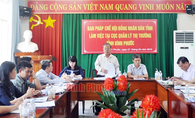 Tăng cường đấu tranh ph&ograve;ng, chống bu&ocirc;n lậu v&agrave; gian lận thương mại