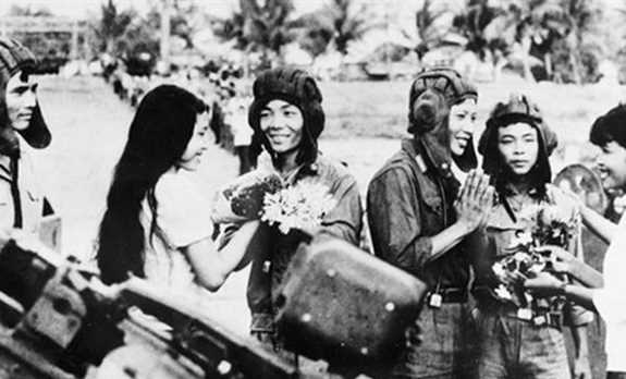 Kh&ocirc;ng thể xuy&ecirc;n tạc gi&aacute; trị cao cả chiến thắng chiến tranh bảo vệ bi&ecirc;n giới T&acirc;y Nam của Tổ quốc v&agrave; c&ugrave;ng qu&acirc;n d&acirc;n Campuchia chiến thắng chế độ diệt chủng