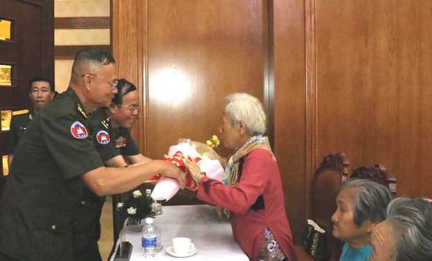 Sắt son t&igrave;nh nghĩa thủy chung hai nước Việt Nam-Campuchia