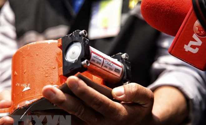 Lion Air dừng tìm hộp đen máy bay Boeing 737 rơi tại Indonesia