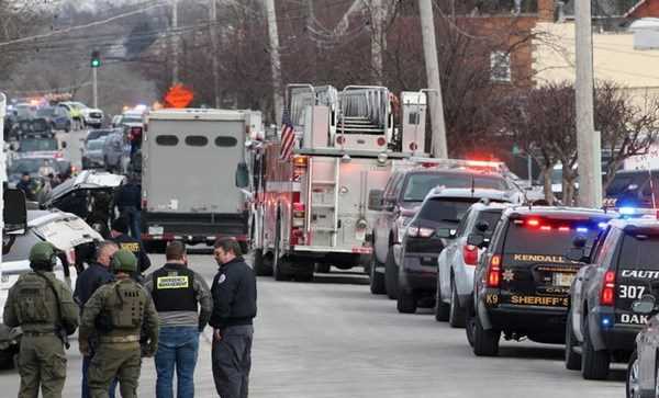 Thông tin mới về vụ xả súng khiến 5 người thiệt mạng ở Chicago