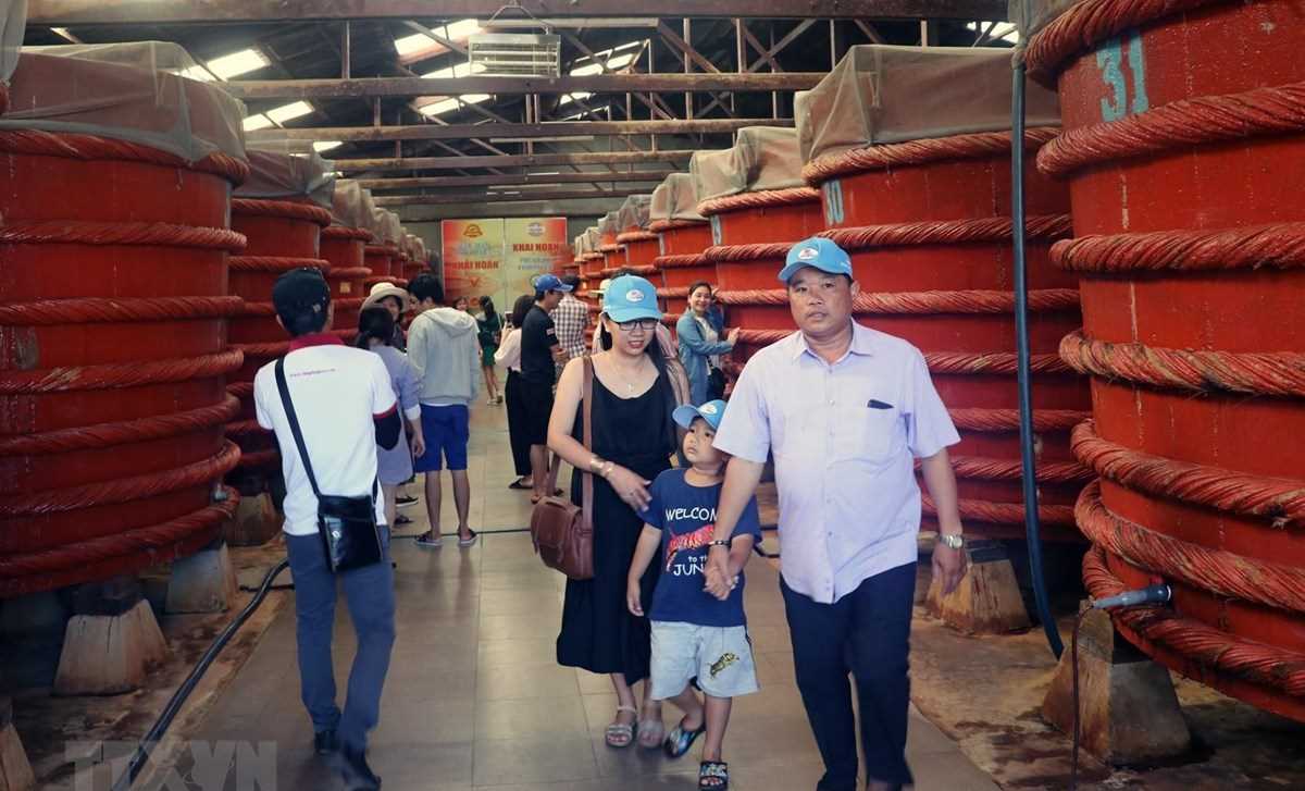 Nhà thùng Phú Quốc mong có tiêu chuẩn riêng cho nước mắm truyền thống