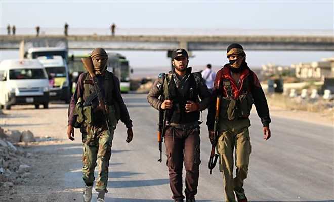 Lực lượng nổi dậy Syria rút khỏi các khu vực đóng quân ở Idlib