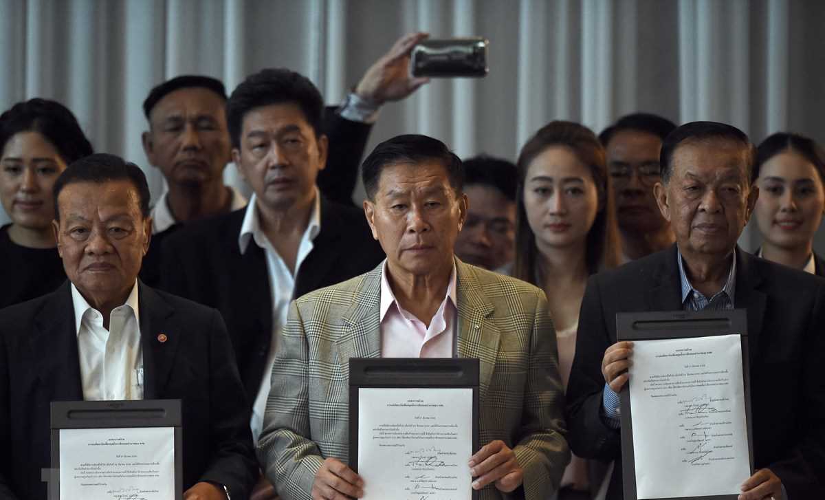 Thái Lan: Cảnh báo các chính trị gia không được gây hỗn loạn