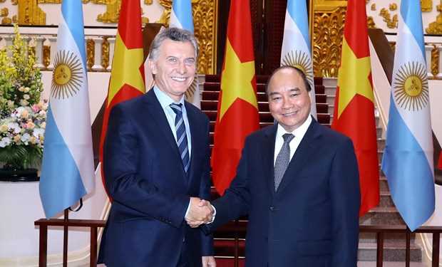 Thủ tướng Nguyễn Xu&acirc;n Ph&uacute;c hội kiến với Tổng thống Argentina