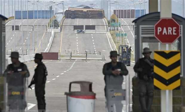 Venezuela tố cáo âm mưu gây bạo loạn ở biên giới với Colombia