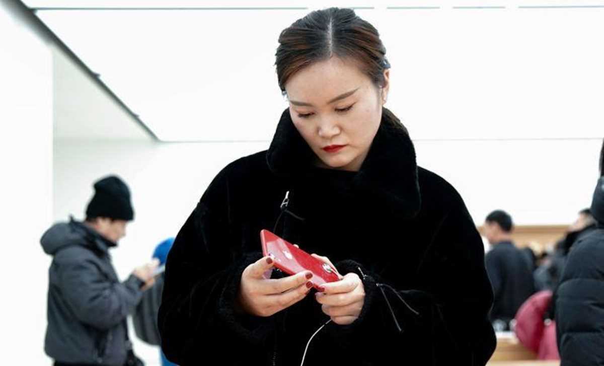 Apple tiếp tục giảm giá mạnh iPhone, iPad ở Trung Quốc