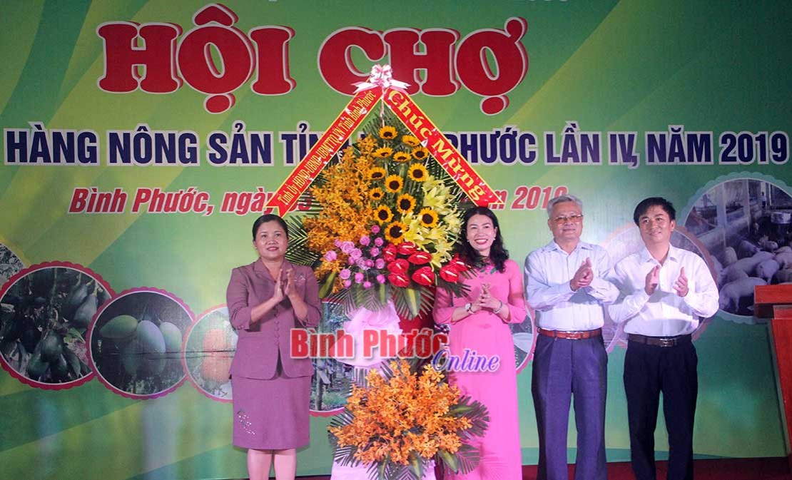 200 gian hàng tham gia hội chợ trái cây và hàng nông sản Bình Phước lần 4/2019