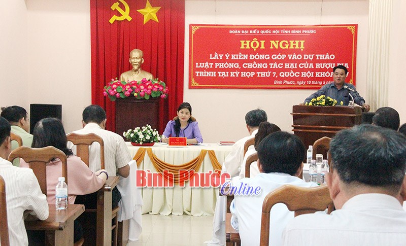 Lấy &yacute; kiến đ&oacute;ng g&oacute;p dự thảo Luật Ph&ograve;ng, chống t&aacute;c hại của rượu, bia