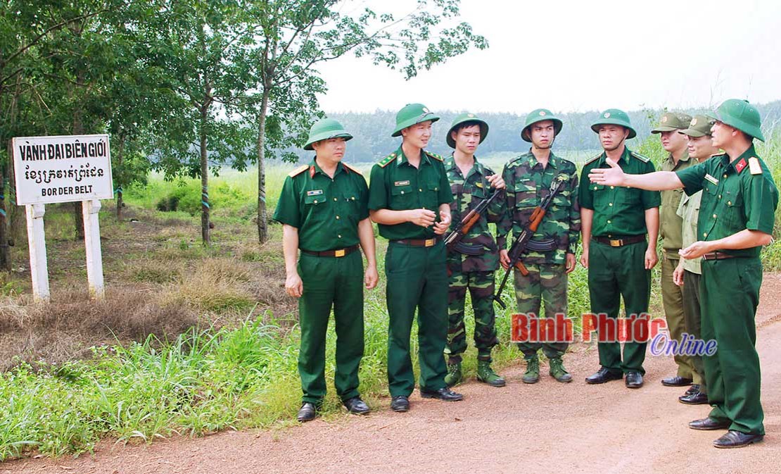 20 năm vững v&agrave;ng một thế trận